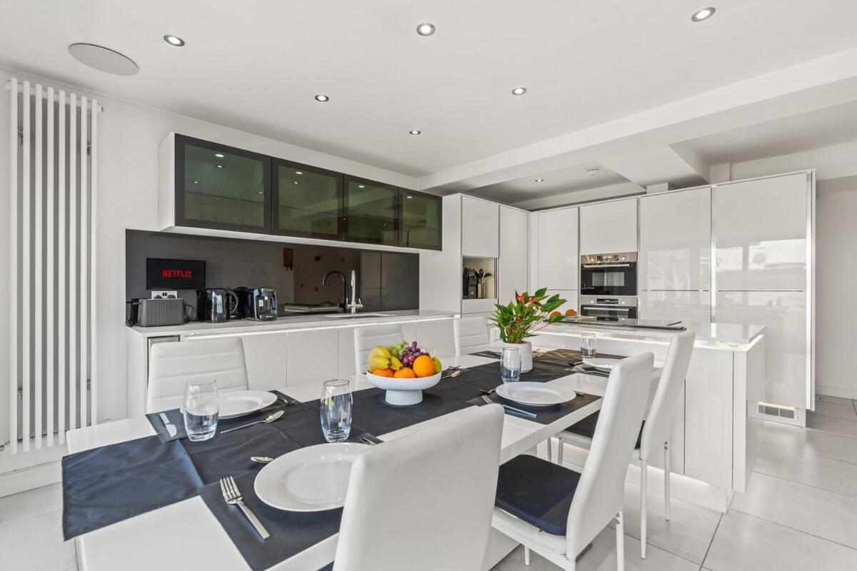 The Bishopsworth House Apartamento