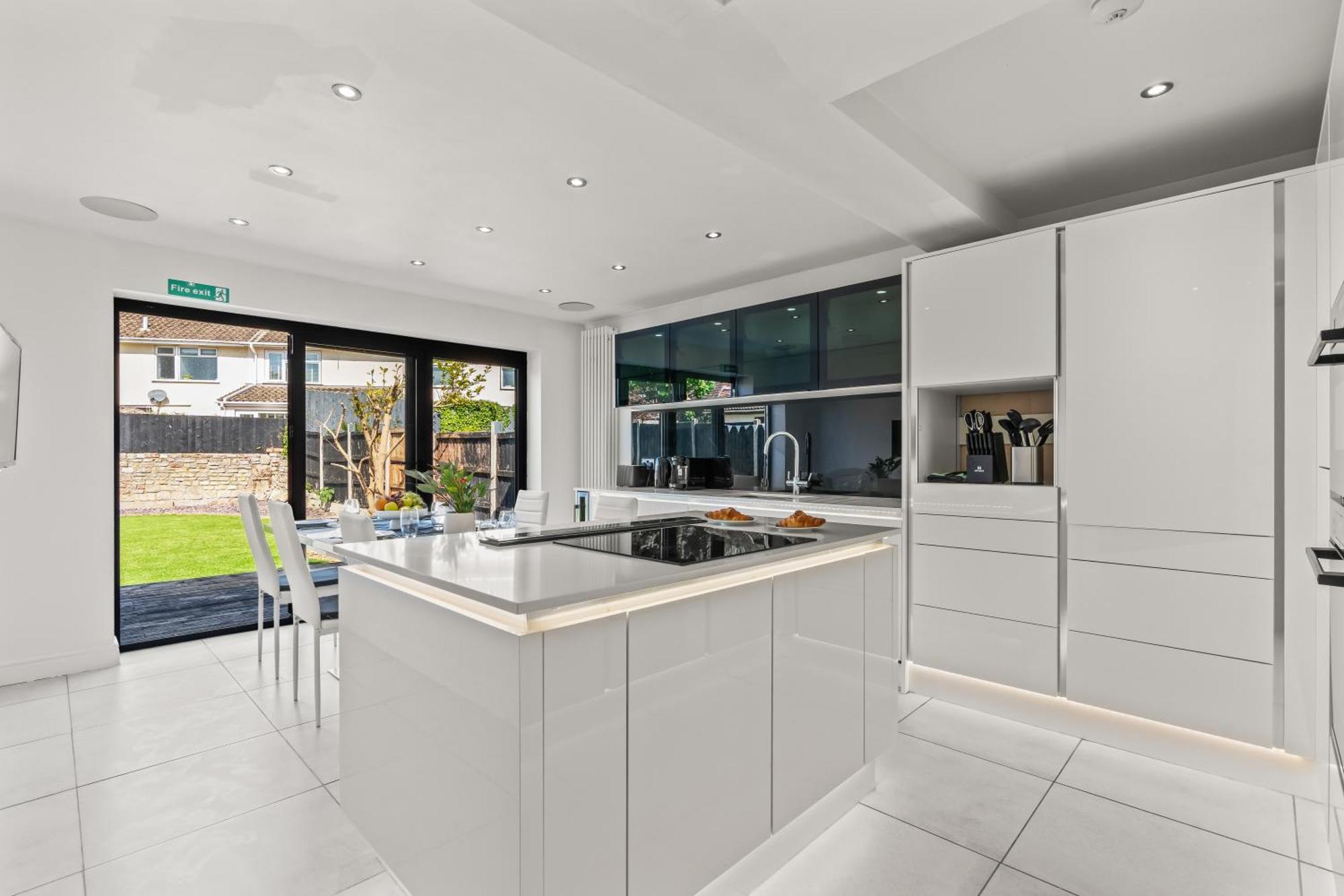 The Bishopsworth House * Bristol